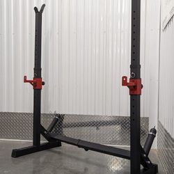 Professional Bench, Bench Press, Adjustable Bench, Weights, Olympic Bars, Dumbbells.