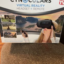 Cynoculars Virtual Reality Headset And Remote  Brand New 