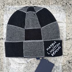 Lv Beanie