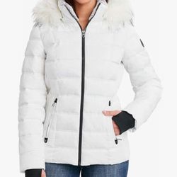 WOMEN NAUTICA RAIN COAT JACKET....SIZE M....NEW...$ 60
