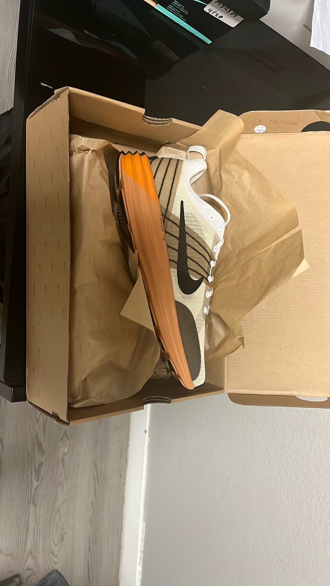 Nike Lunar Roam Shoes 