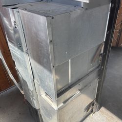 GE 220V Top And Bottom Oven..!!.