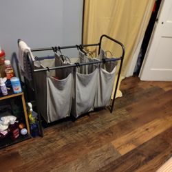 Dirty Clothes Hamper 