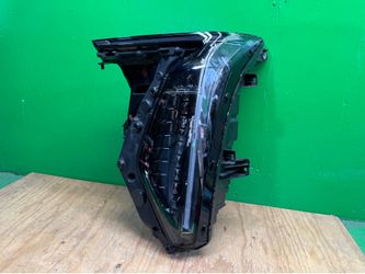 Cadillac Escalade iq 2025 2026 left driver headlight Oem