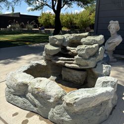 Outdoor Fountain – Fiberglass (please read)
