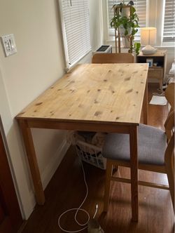 Desk/Table