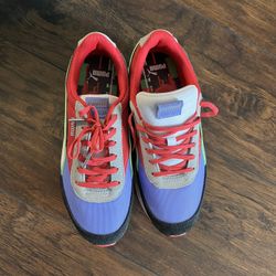 Puma Sneakers
