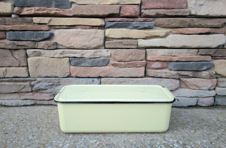 Vintage Norge Hydrovoir Enameled Refrigerator Pan/Lid