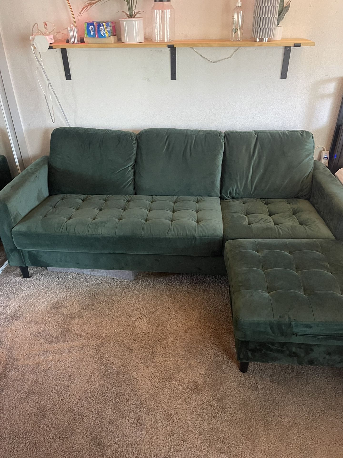 Stylish Green Velvet Reversible Sectional Couch with Ottoman