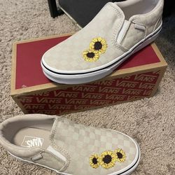Girls Size 4 vans