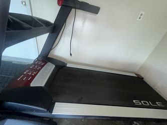 Sole F80 Folding Treadmill