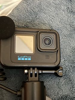 Go pro hero black 11 comes with media mod and Volta battery grip remote in good condition  $350