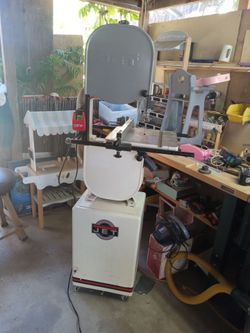 Band saw