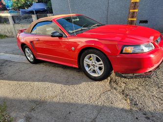 2004 Ford Mustang