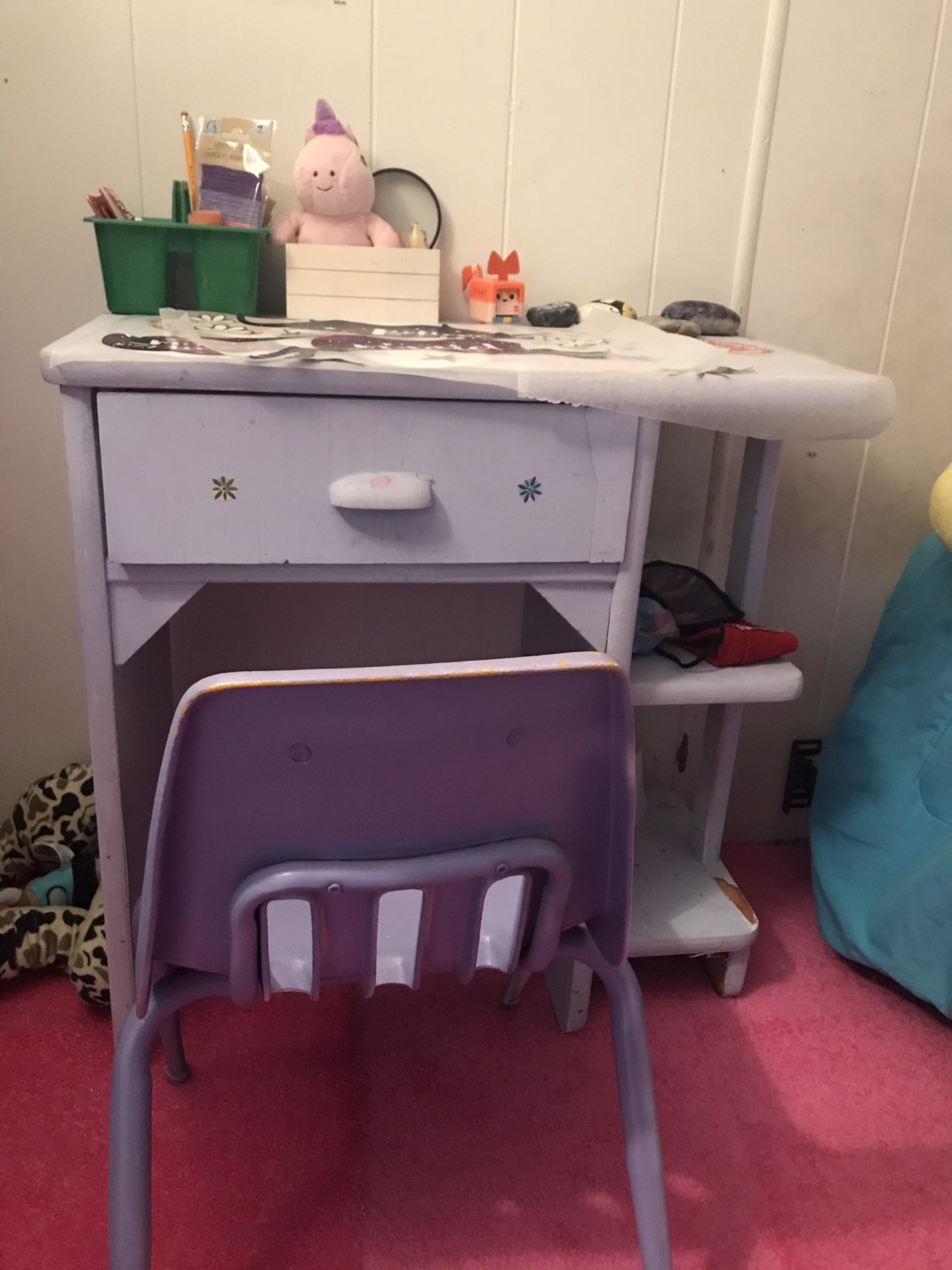 Little Desk With Chair