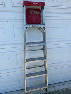 Werner Aluminum 6FT  A-frame Ladder