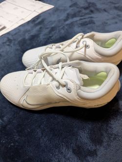 New Unused Nike Softball Cleats