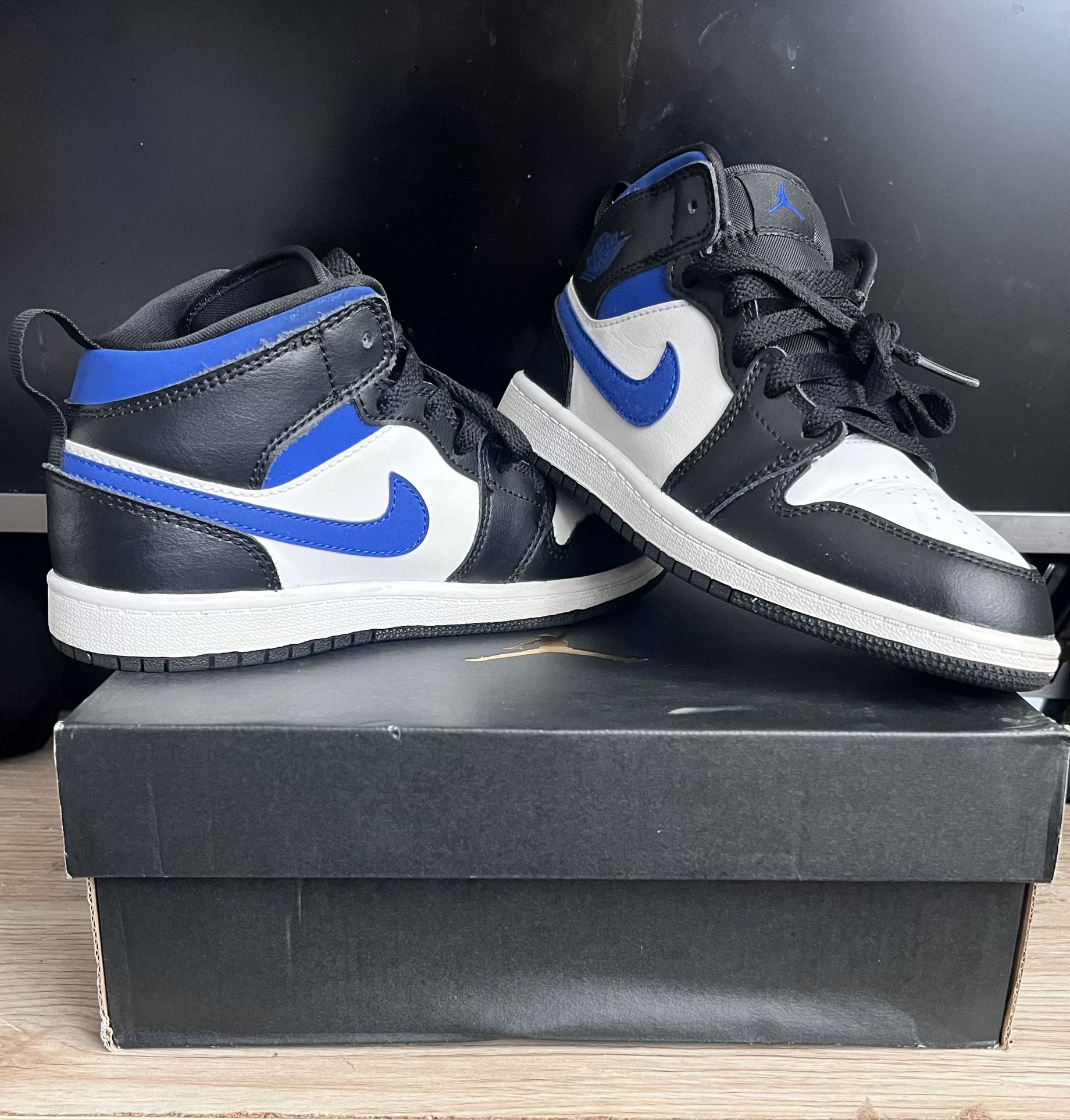 Jordan 1 Mid (PS) - white/racer blue black - Size 2Y