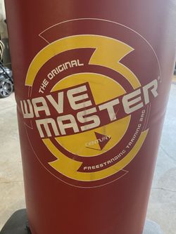 Century Original Wavemaster Adjustable Height Freestanding Training Bag - Red
