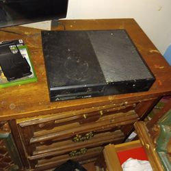 Xbox One From 2013 Selling For $80