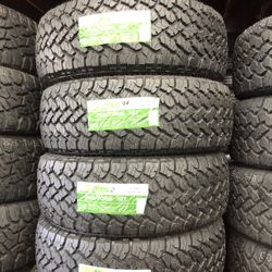 SET OF FOUR NEW TIRES265 70 R16