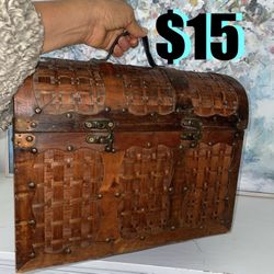 $15 like new Decorative treasure Chest - Storage Box Large With a leather handle