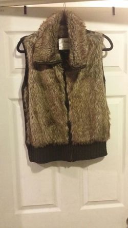 Fur vest