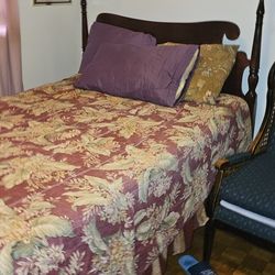 Full Size Bed