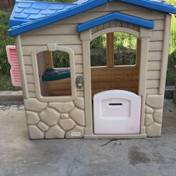 Outdoor Kids Play House