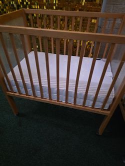 Baby crib