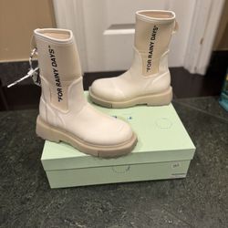 Off White Women’s Rubber Neoprene Boot