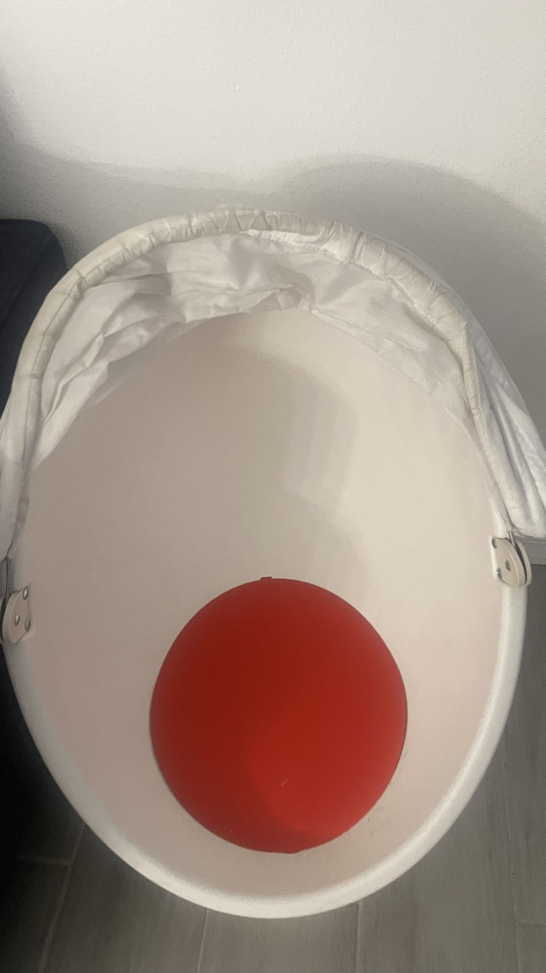 Kids Modern IKEA PS LÖMSK Swivel Pod Egg Chair – White/Orange