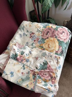 Queen Comforter