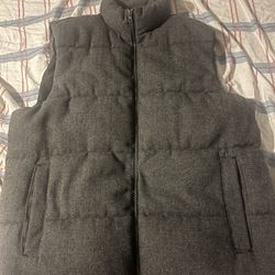 Old navy men’s L vest