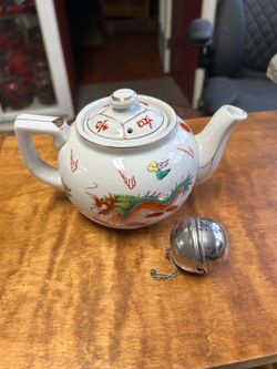 Vintage “Red Dragon “ Chinese Teapot.