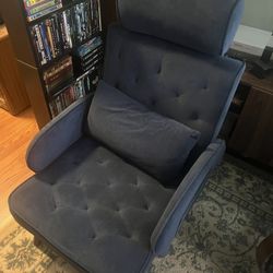 Recliner Chair With Autumn 