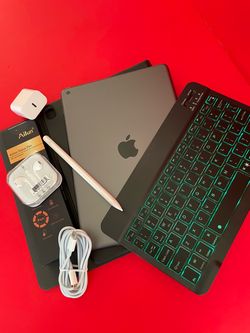 Apple IPad 9th Generation (10.2” Retina /Touch ID /IOS 26/ 2021 Model) 64GB with Pen, Keyboard  & Accessories