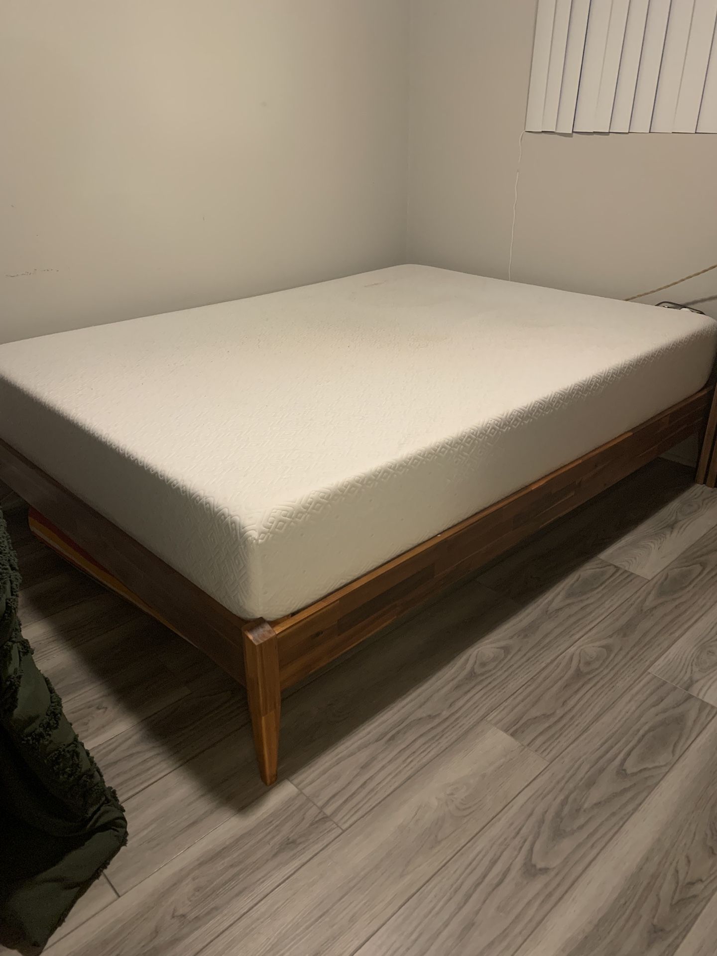 Queen Bed Frame And Mattress Set