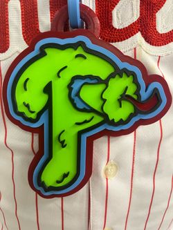 PHILLIES "P"   PHANATIC HYPECHAIN  RETRO