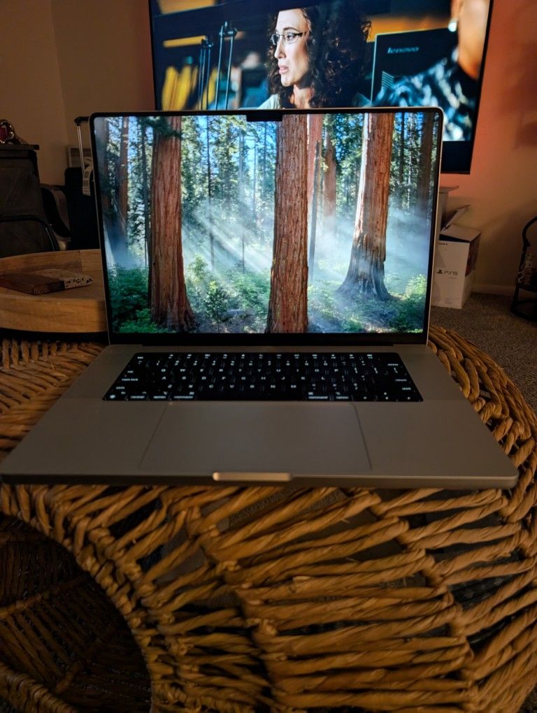 MacBook Pro Apple M3 16 in 2023 