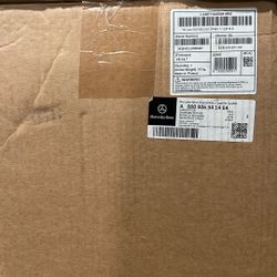 Genuine Mercedes-Benz Charger