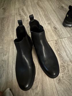 Womans shoes 9