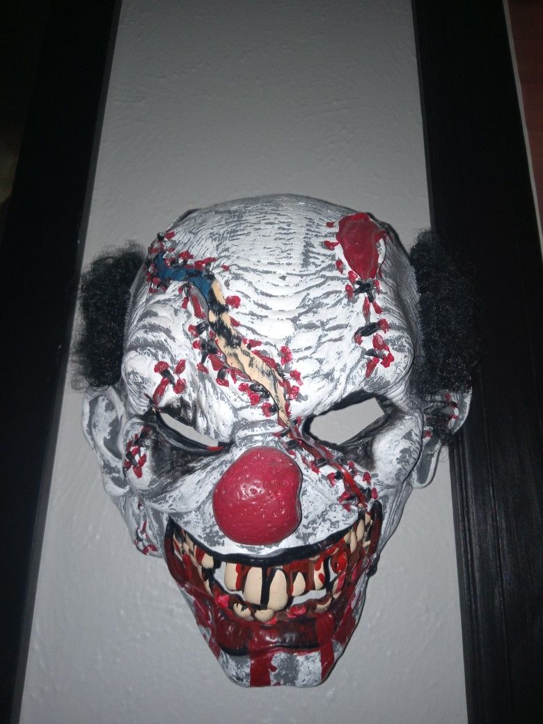 Peel Away Clown Mask