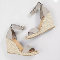 Dolce Vita Shoes Size 9 New $35 Each Leather Both New 