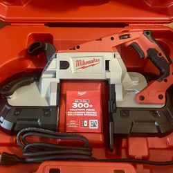 Milwaukee corded Deep cut band saw with case