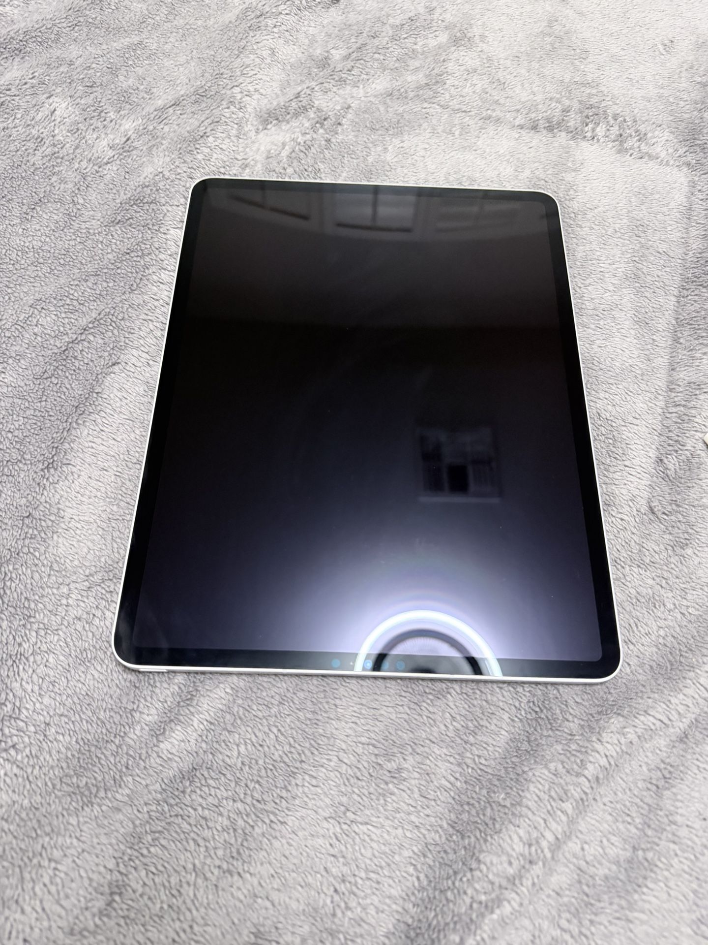 2 TB 5th Generation M1 WiFi/cellular iPad Pro With 16 GB RAM, Apple Intelligence Ready