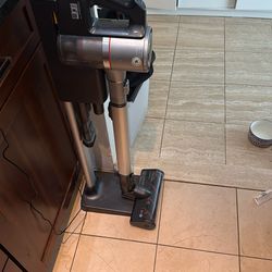 LG CordZero A9 Cordless Vacuum w/ Tower + Attachments