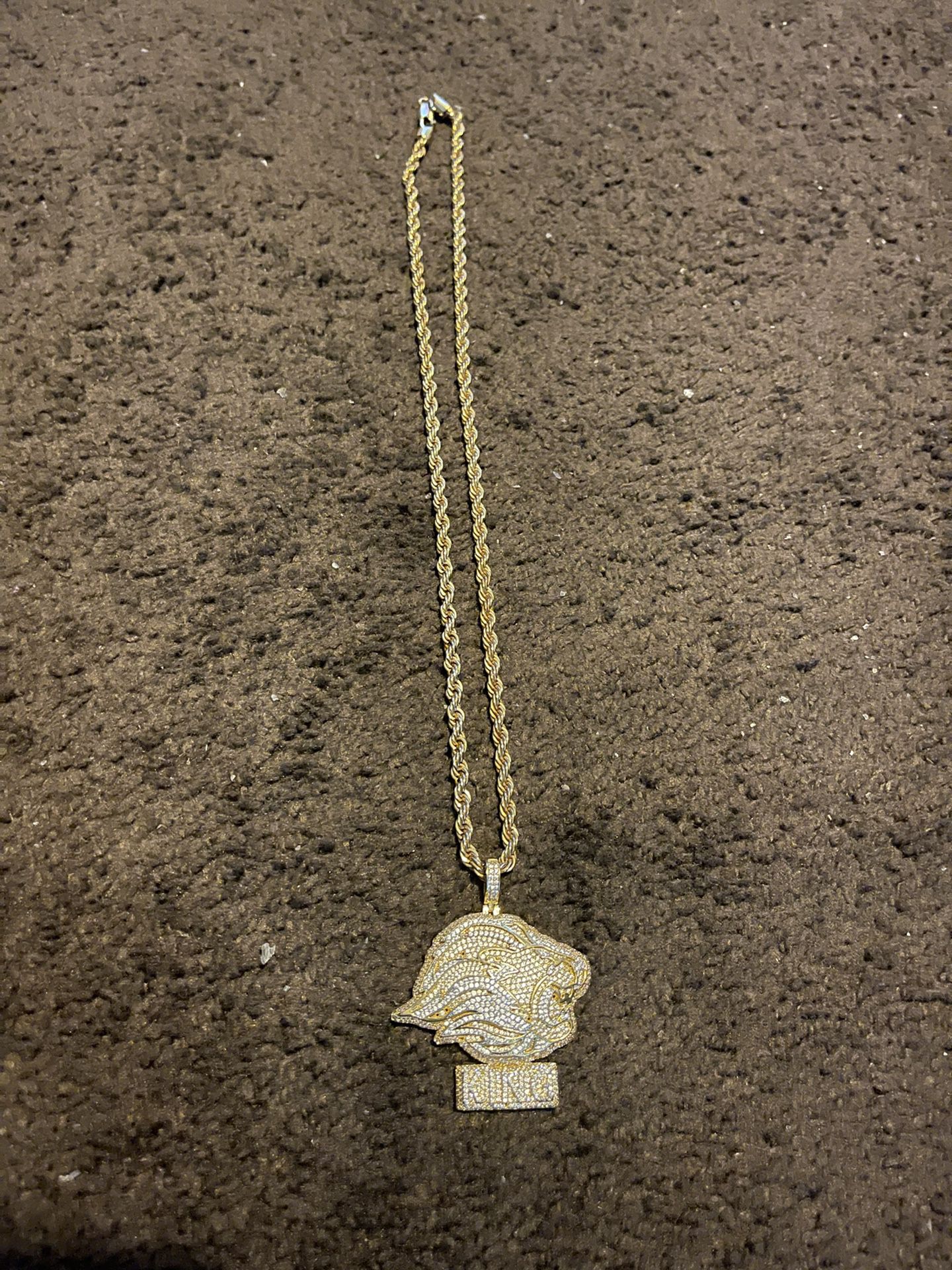 14kt Charm And Necklace 