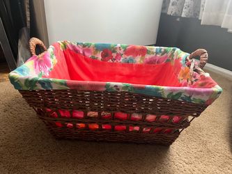 Pioneer Woman Basket