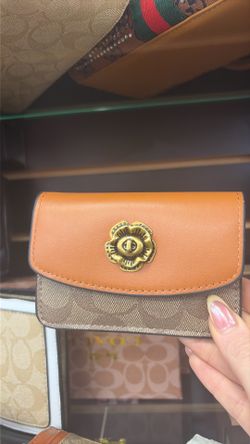 Coach card holder